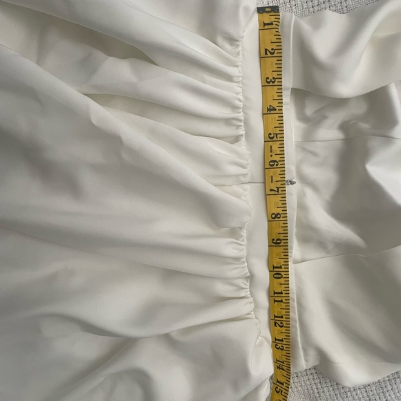 Wedding Dress - White Gown amazing quality - Picture 7 of 8